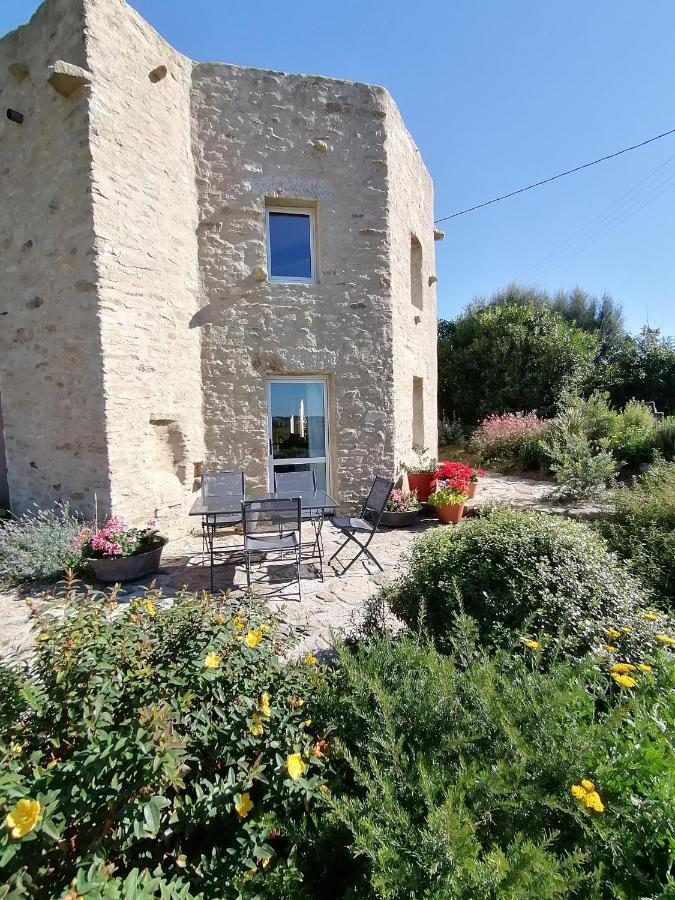 La Tour Du Bois Dormant Bed & Breakfast Plozevet Luaran gambar