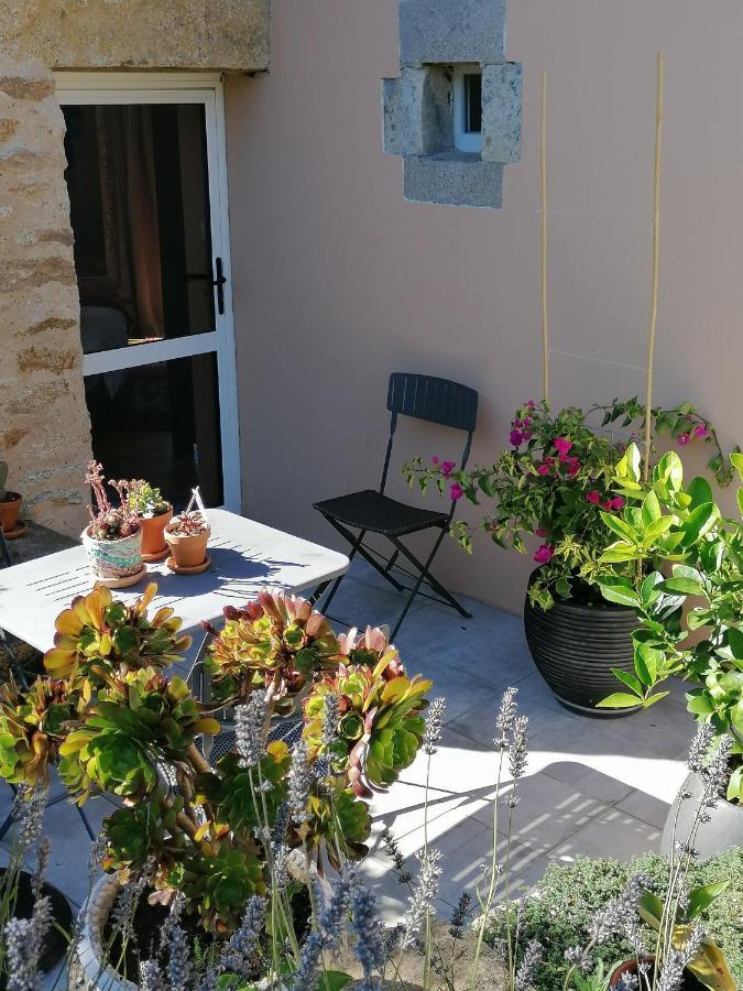 La Tour Du Bois Dormant Bed & Breakfast Plozevet Luaran gambar