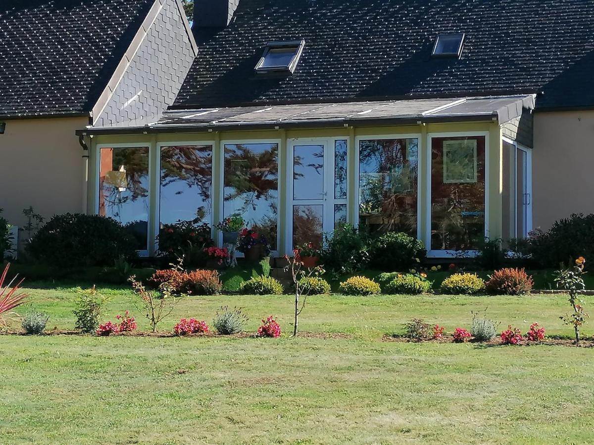 La Tour Du Bois Dormant Bed & Breakfast Plozevet Luaran gambar