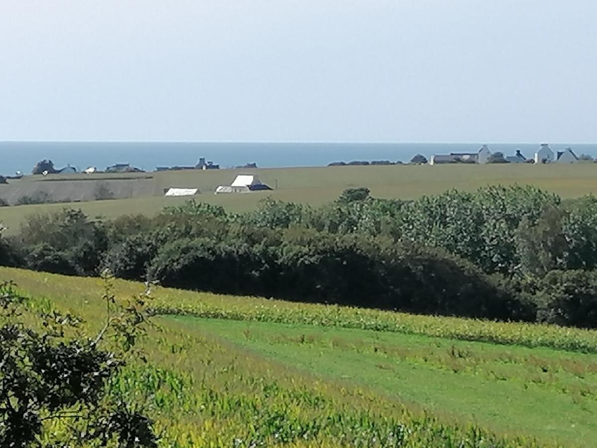 La Tour Du Bois Dormant Bed & Breakfast Plozevet Luaran gambar